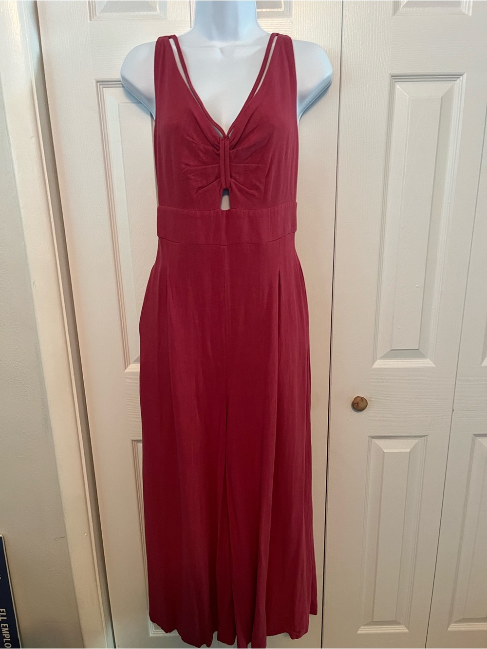 Women’s Burgundy Wide-Leg Jumpsuit with V-Neck - Picture 2 of 7